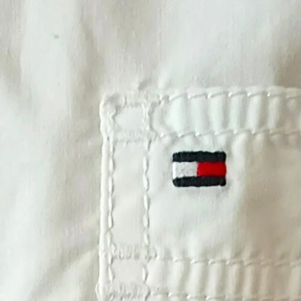 Tommy Hilfiger Boy White Shirt 6 Short Sleeve Button Down Distressed Flag Back